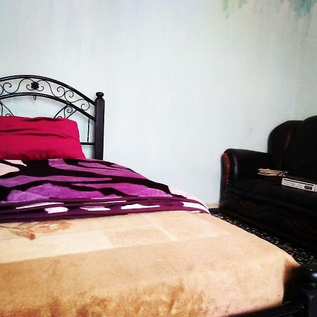 chambre privé aéroport Mohamed 5 Deroua Esterno foto